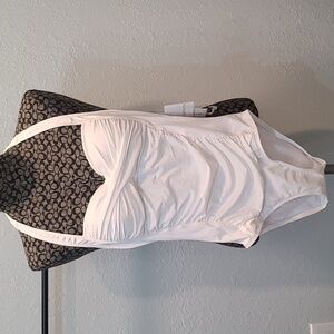 Liz Claiborne NWT side shirred bathing suit